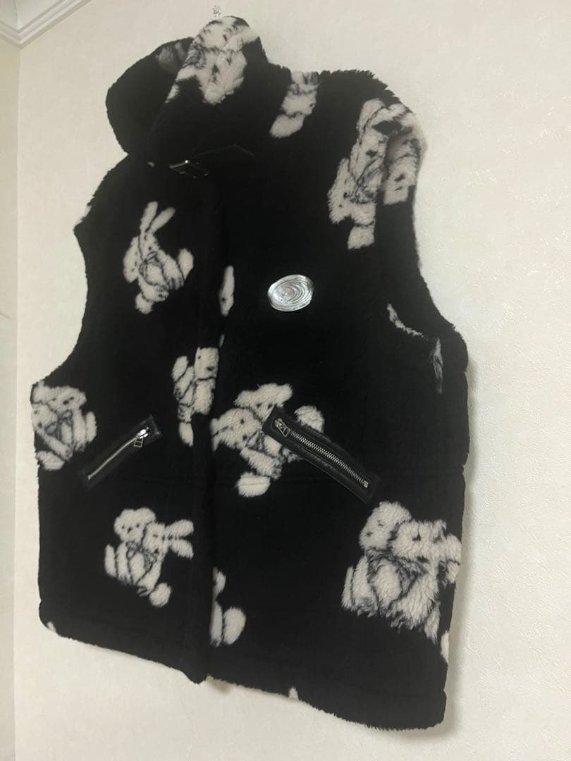 mukzin ムクジン 黒ファー L クマ柄 ベスト 柄物 熊 動物 ブラック
