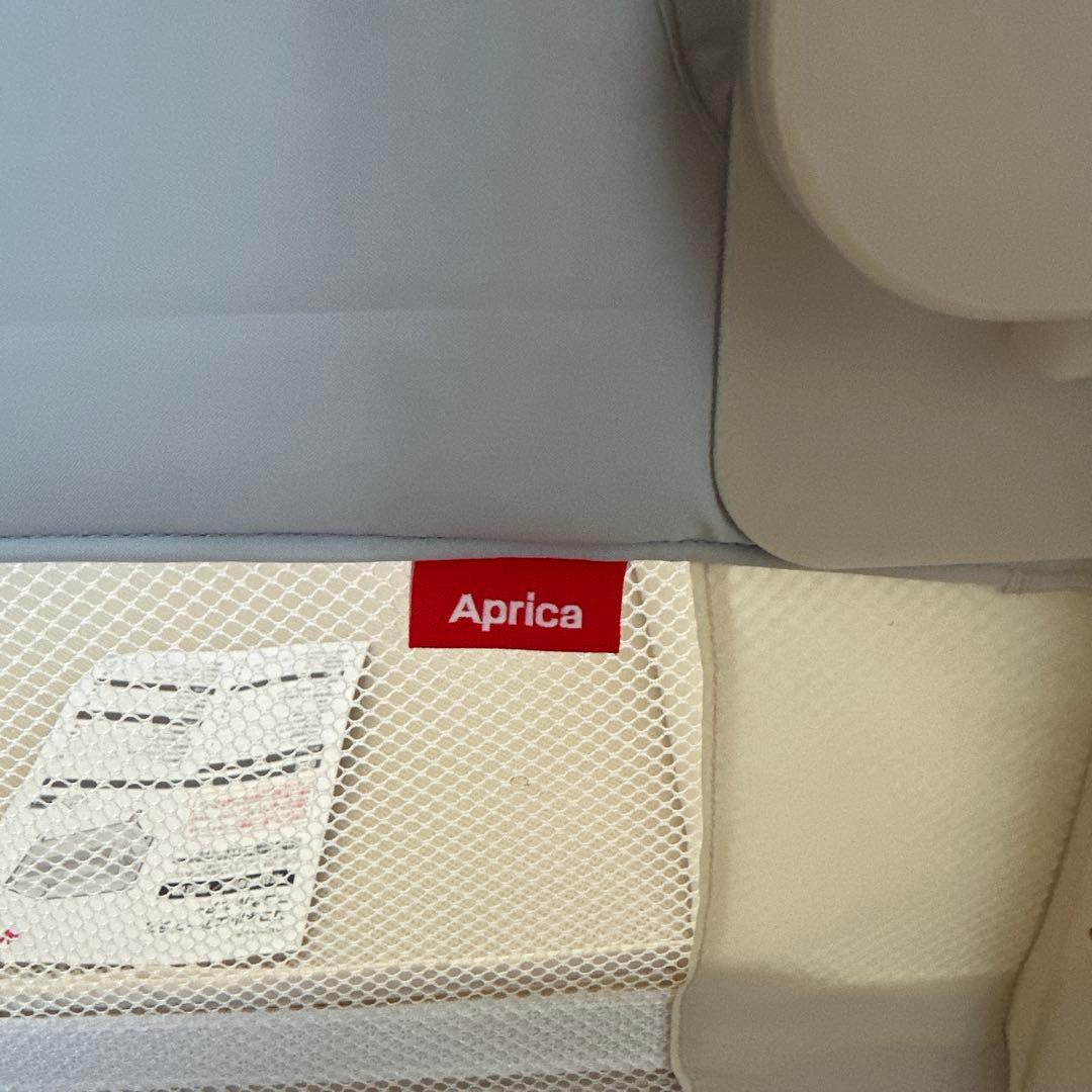 ココネルエアー　ホワイトグレー　ベビーベッド