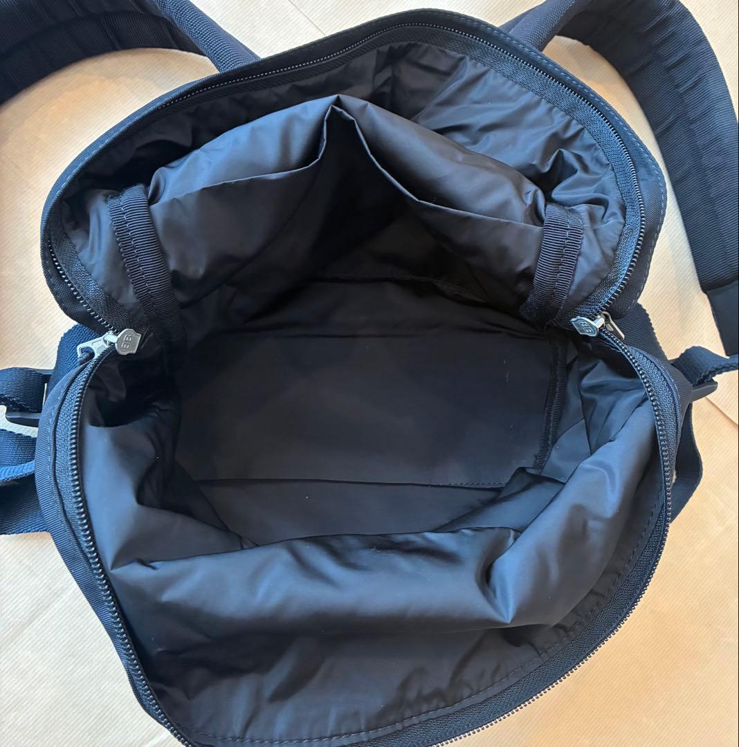 バレンシアガ BALENCIAGA リュック 黒