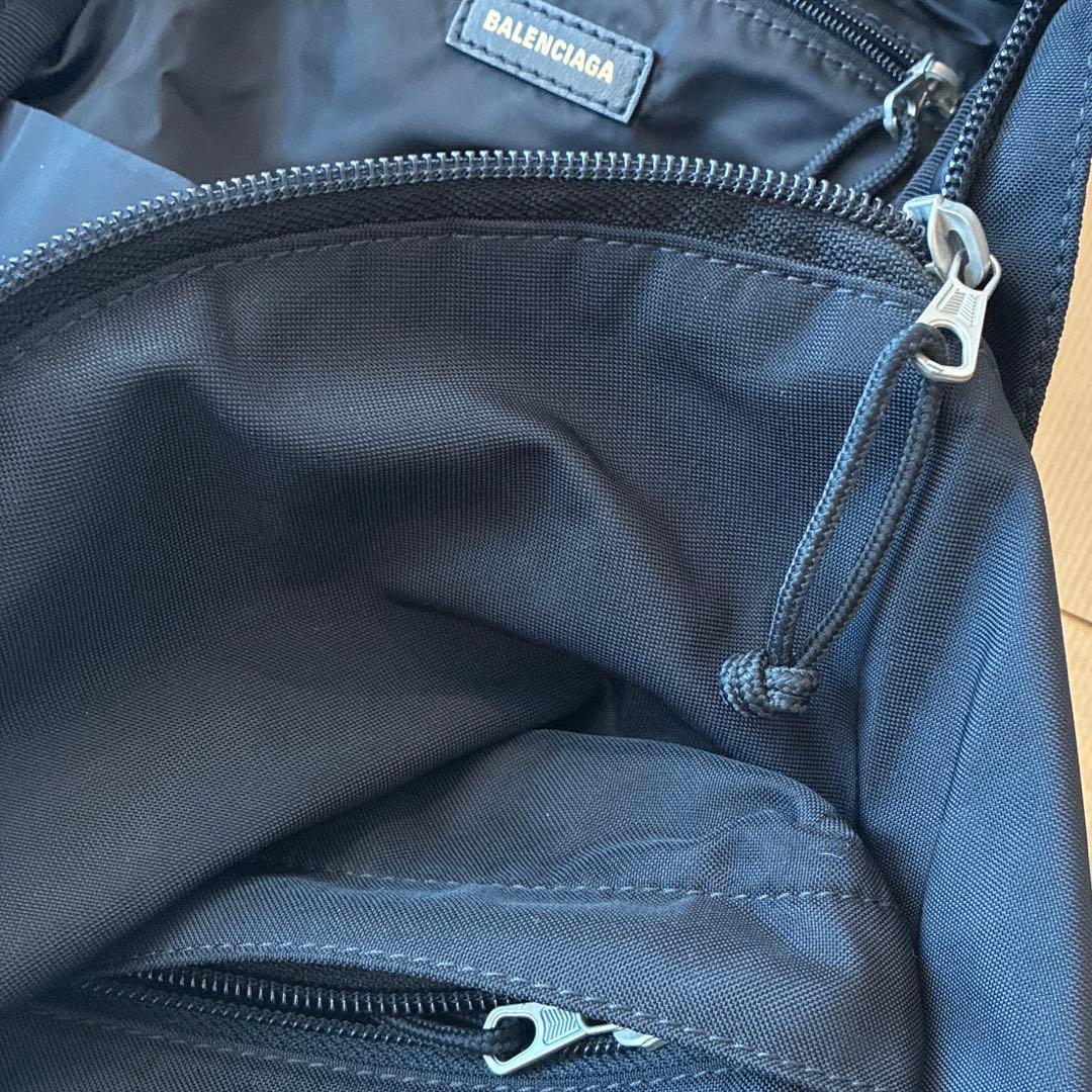 バレンシアガ BALENCIAGA リュック 黒