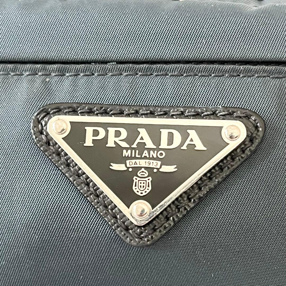 【美品/近年モデル】PRADA ウエストバッグ　ウエストロゴ　サフィアーノレザー