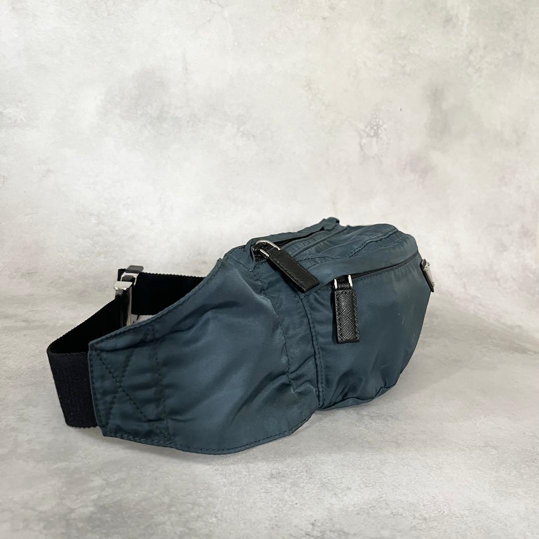 【美品/近年モデル】PRADA ウエストバッグ　ウエストロゴ　サフィアーノレザー