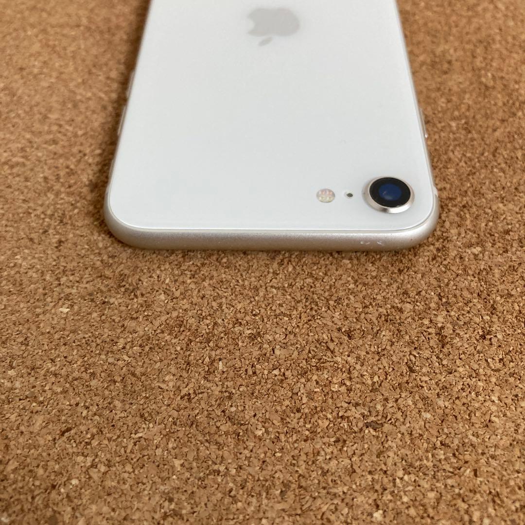 3904【早い者勝ち】電池新品☆iPhoneSE3 64GB SIMフリー☆