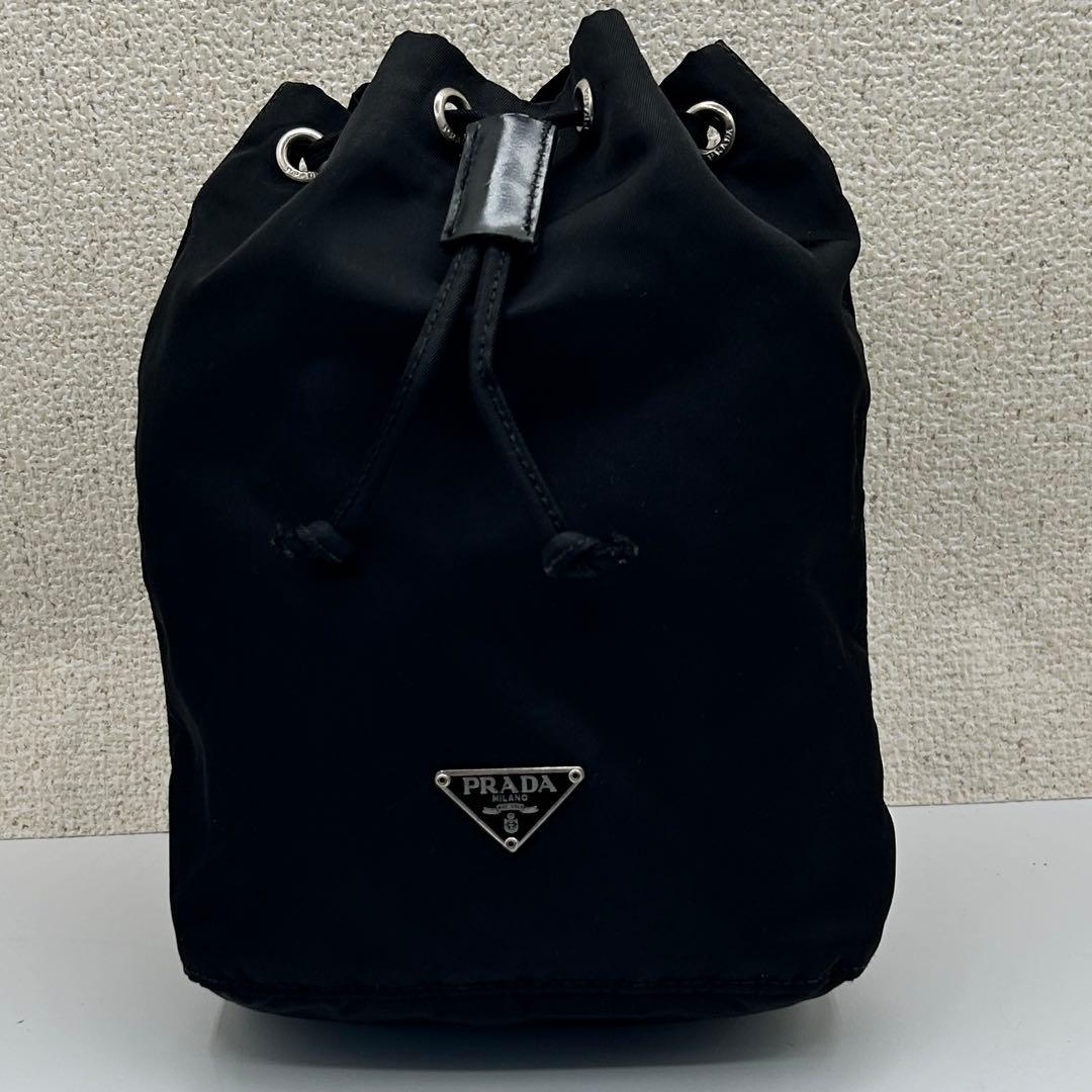 PRADA プラダ ナイロン 巾着 ショルダーバッグ 三角ロゴ ブラック 黒