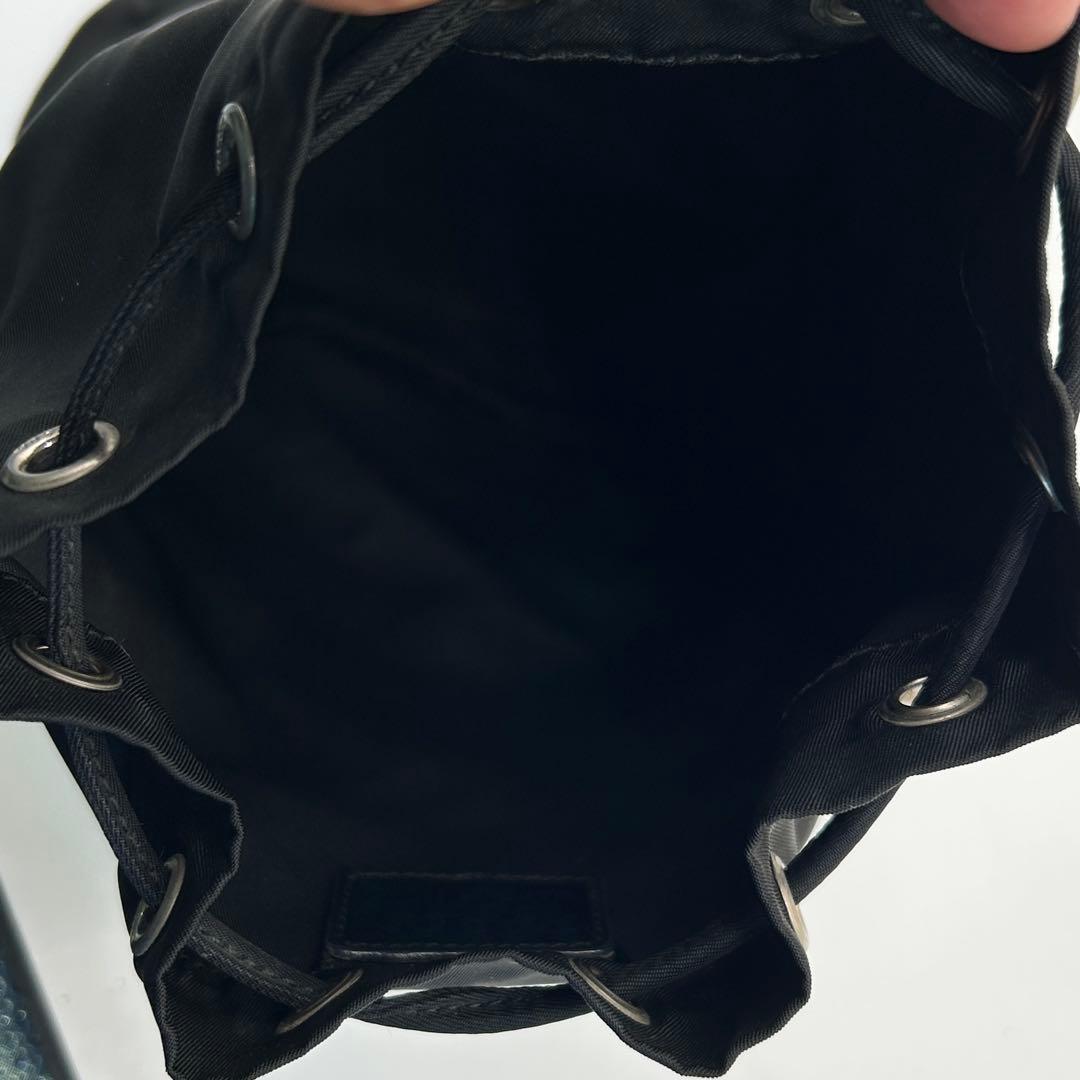 PRADA プラダ ナイロン 巾着 ショルダーバッグ 三角ロゴ ブラック 黒