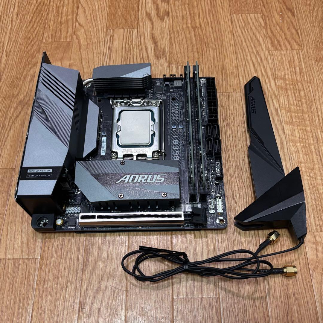 AORUS B660 ITXマザボ+ i3 12100F+16GBメモリ セット