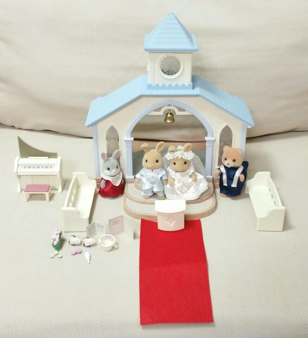 シルバニアファミリー　森のウエディング　人形４体付き