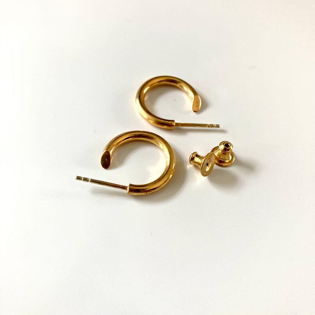 新品！両耳用【 3mm×21mm 】ゴールドフープピアス