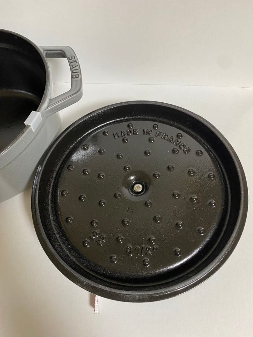 ストウブ ピコ・ココット ラウンド 22cm グレー　ピココット