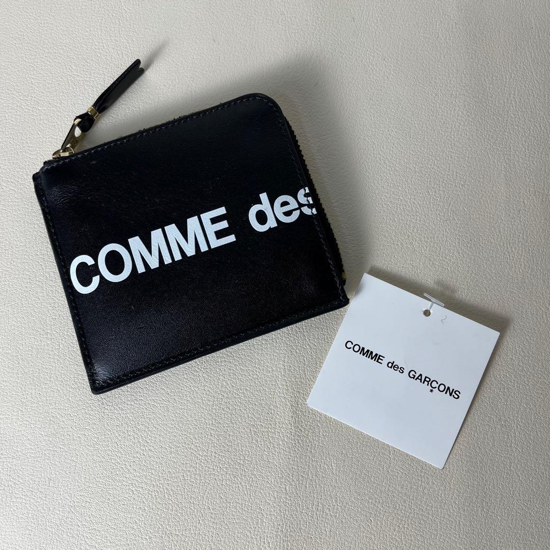 美品　COMME des GARCONS SA3100HL コンパクトウォレット