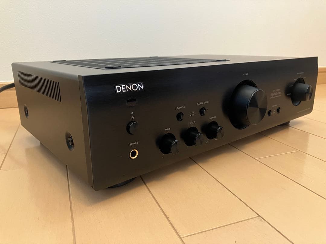 プリメインアンプとCDプレーヤー