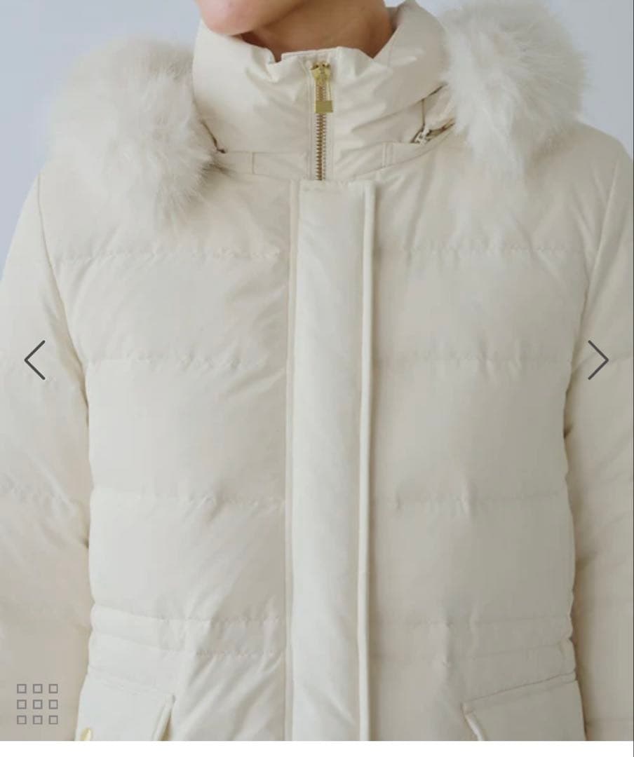 ファー付きダウンミドル丈コート