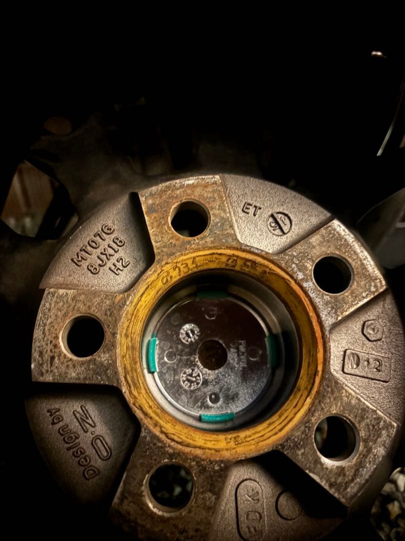 MSW OZ ブラック 225/40 R18 ホイールセット 4本