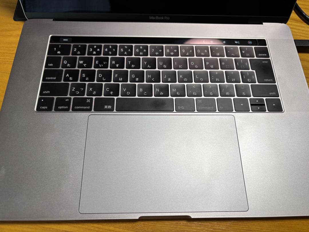 MacBook Pro (15-inch, 2016) 本体
