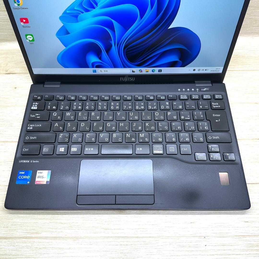 ★超軽量モデル★ 2021年製 13.3インチ 第11世代i5 富士通 H03