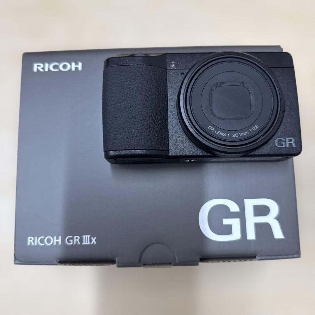 2 RICOH GR IIIx ショット数19回　美品