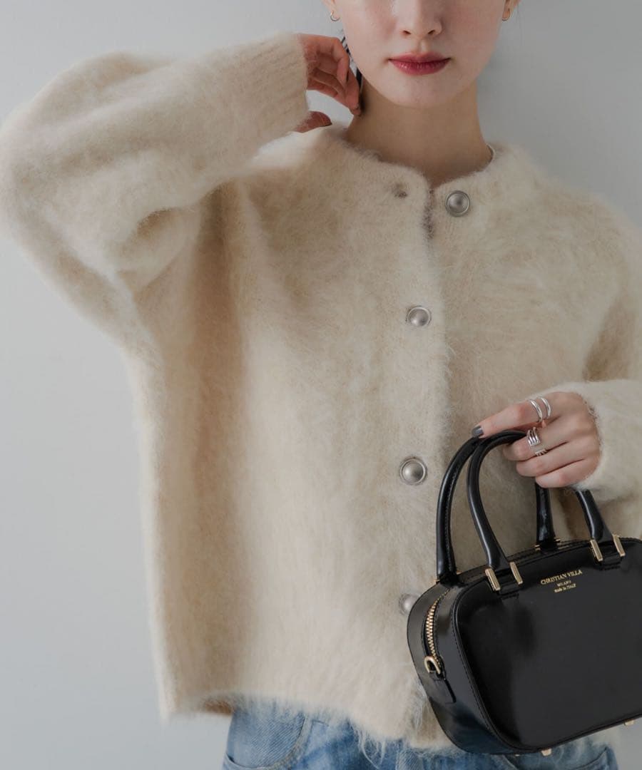 新品タグ付♦︎URBAN RESEARCH ブラッシュシャギーニットカーディガン