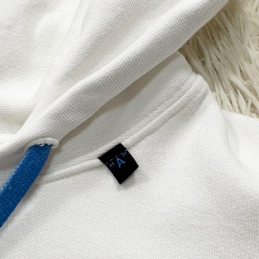 エース ✨美品✨オフホワイト　クロスアロー　パーカー　フーディ　バックロゴ