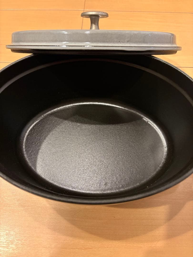 ストウブ ピコ・ココット オーバル 23cm グレー 鋳物ホーロー鍋