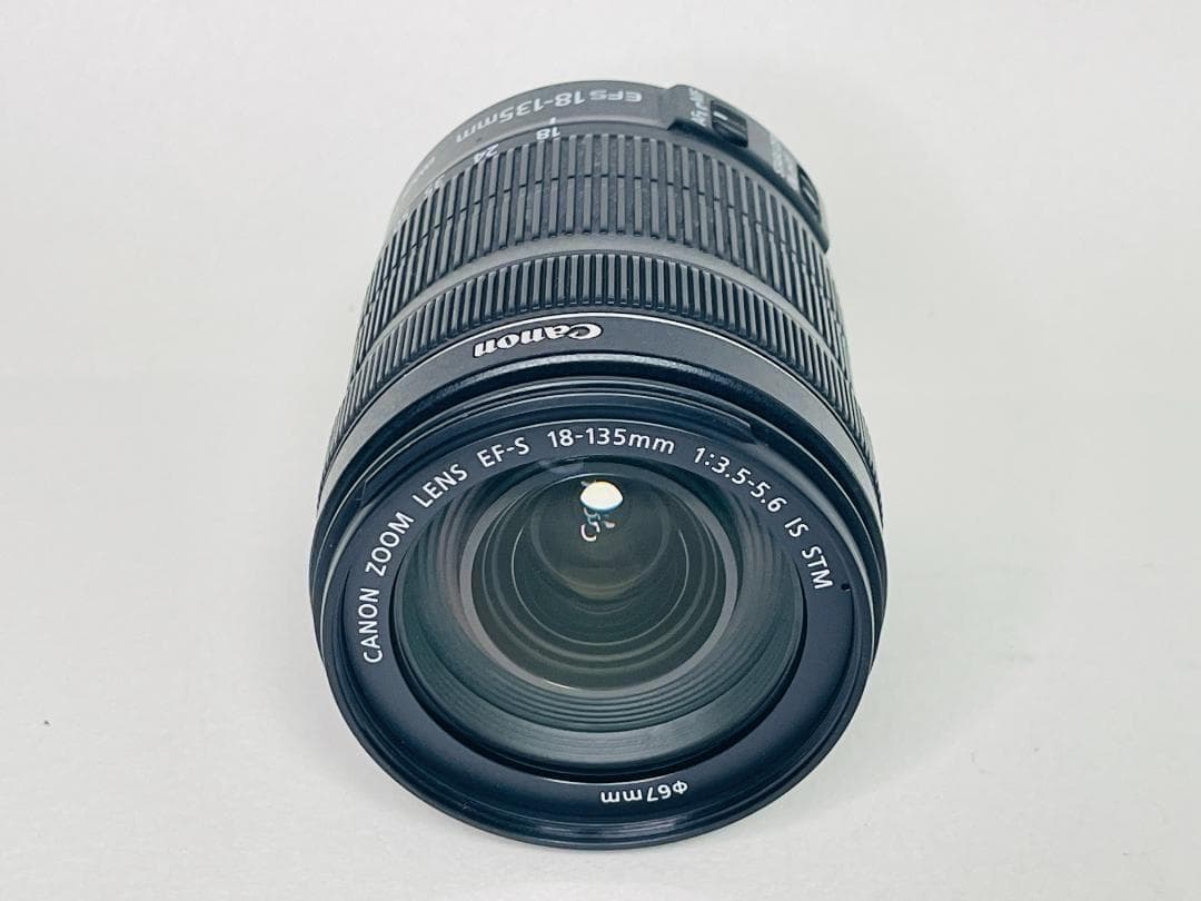Canon キヤノン EF-S 18-135mm 3.5-5.6 IS STM