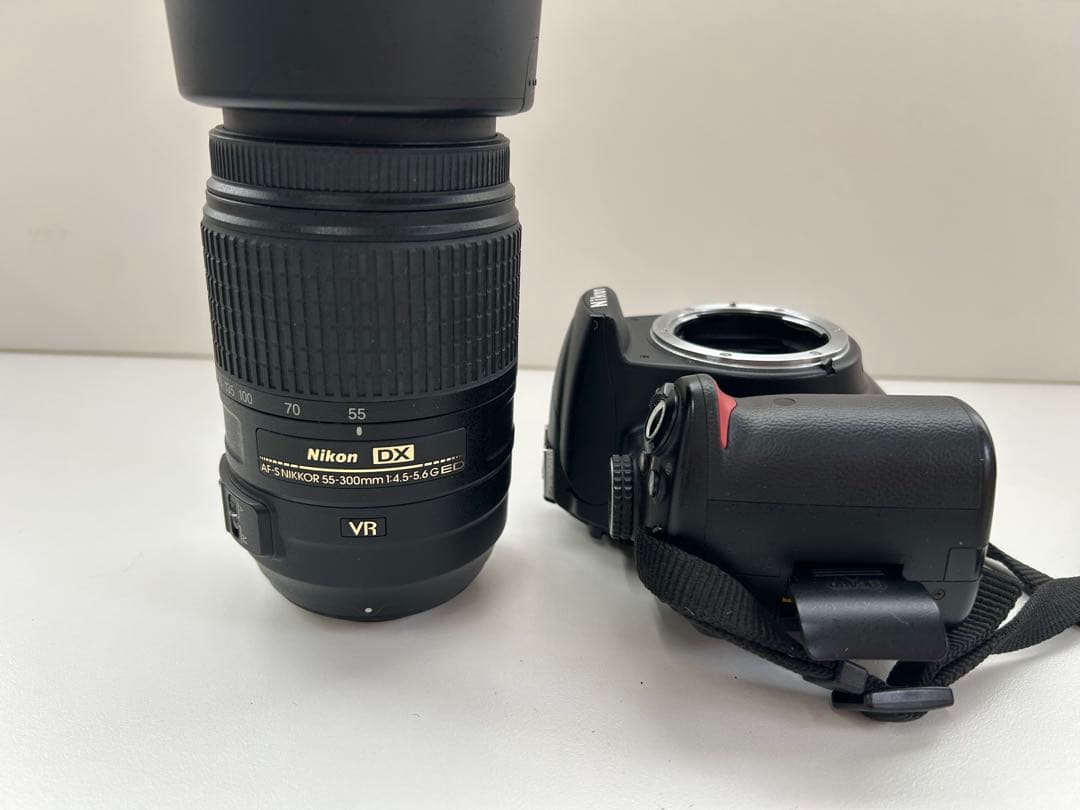 ③Nikon ニコンD5000 レンズ付き ジャンク品