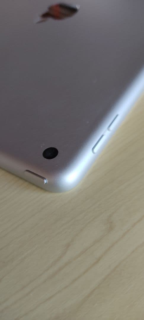 iPad シルバー 本体