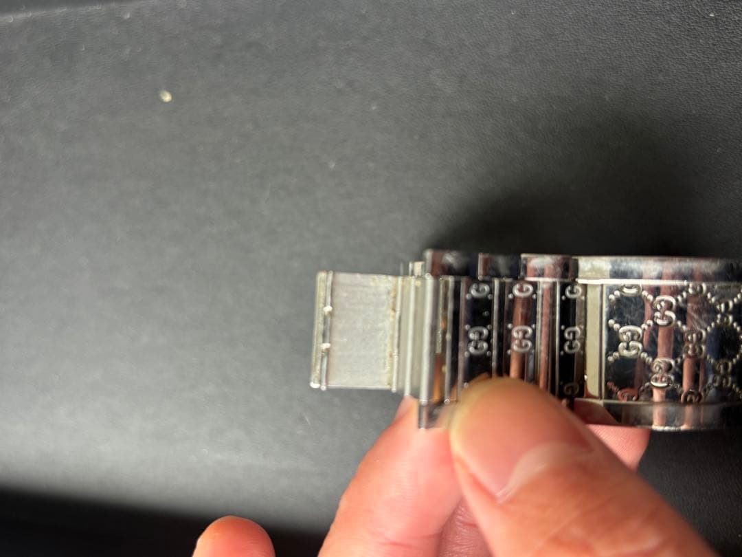 GUCCI トワール　バングルクォーツ腕時計 シルバー GGパターン　稼働品