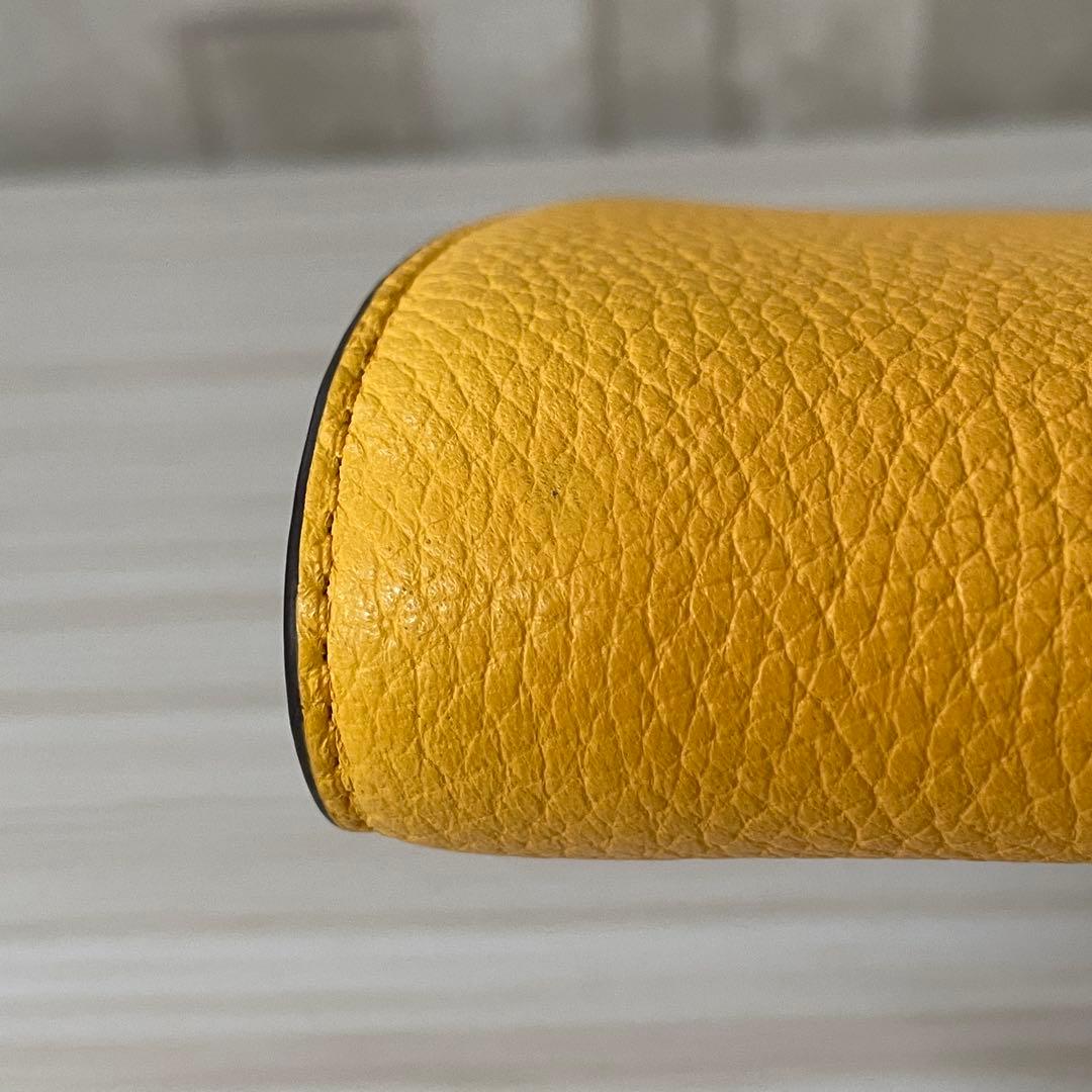 早い者勝ち！訳あり新品 kate spade 二つ折り財布 イエロー