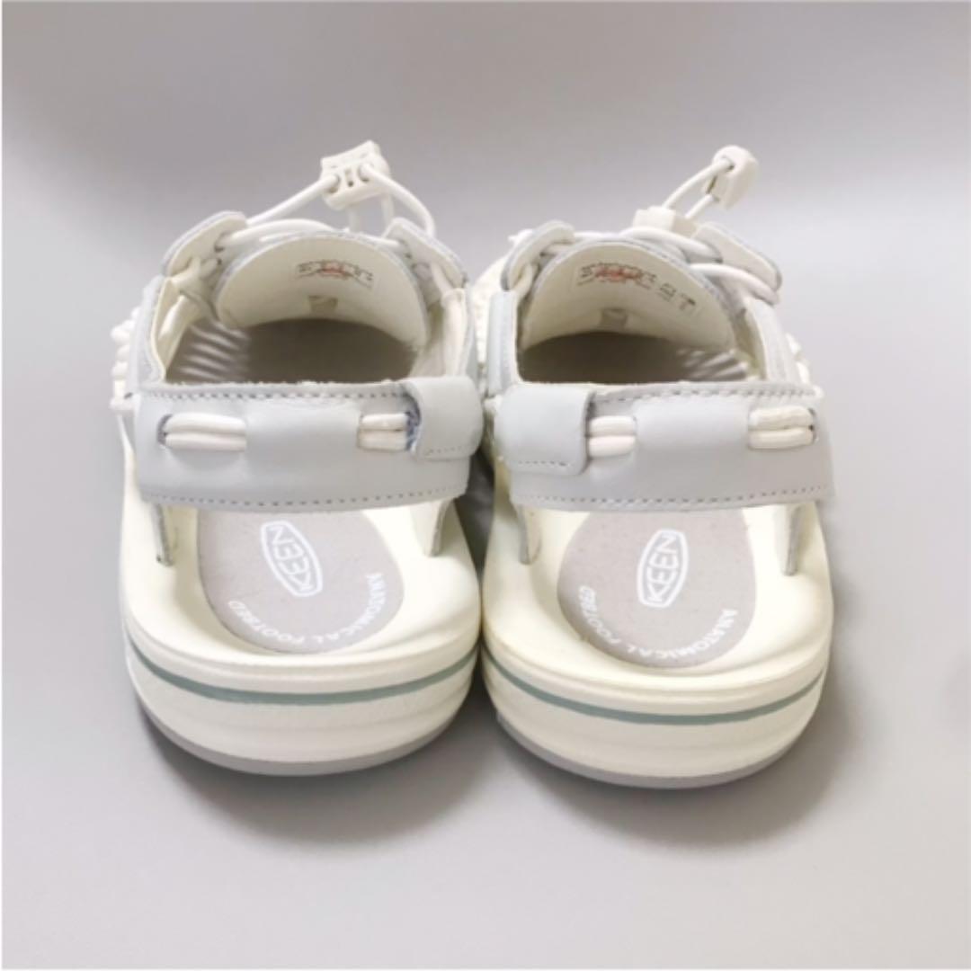 春夏カラー♡ KEEN UNEEK 25cm