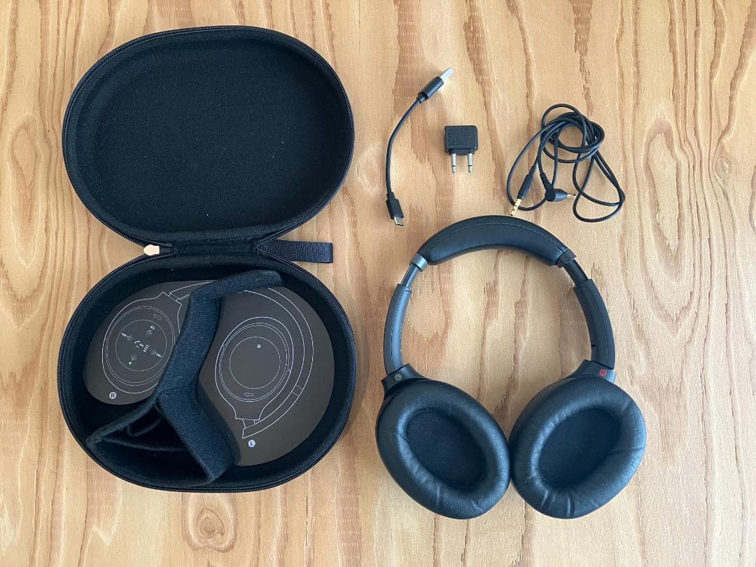 【美品】SONY ワイヤレスヘッドホン WH-1000XM3 ブラック