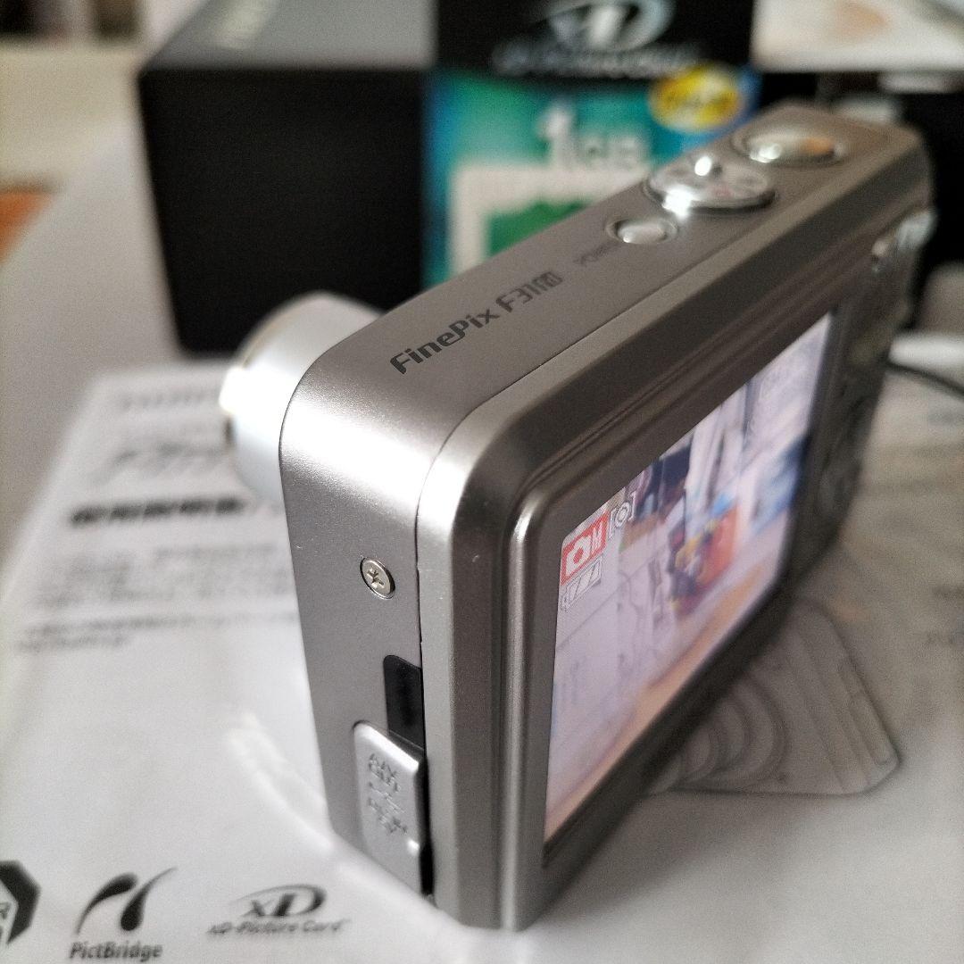 Fujifilm FinePix F31fd 新品同様 おまけ有 箱取説 完動品