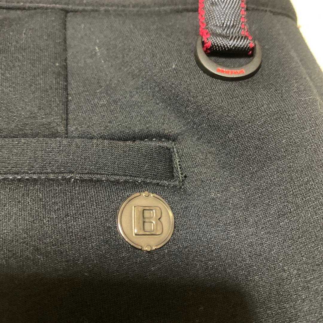 B*5様 極美品、ブリーフィング、ゴルフパンツ、ブラック、サイズＸＬ