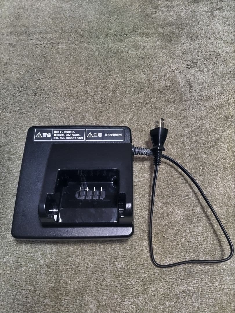 パナソニック　電動アシスト自転車用急速充電器　NKJ074Z2