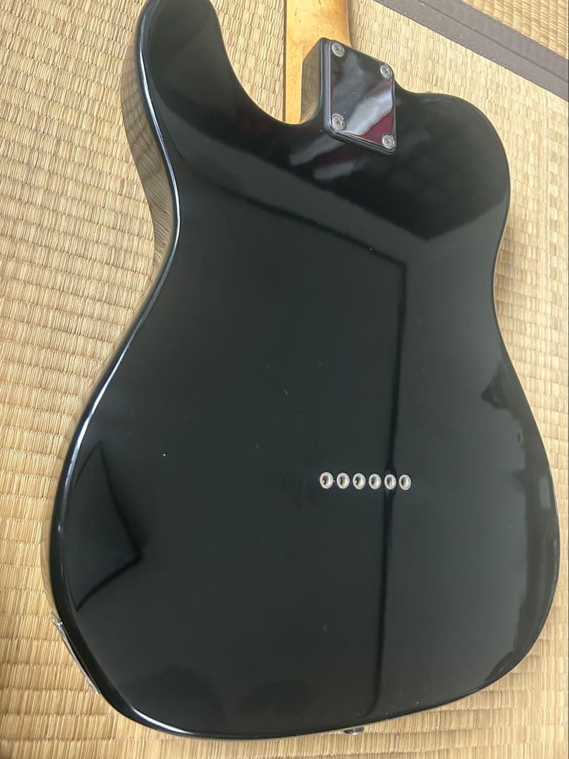 Telecasterタイプ（Fenderギターケース付き）
