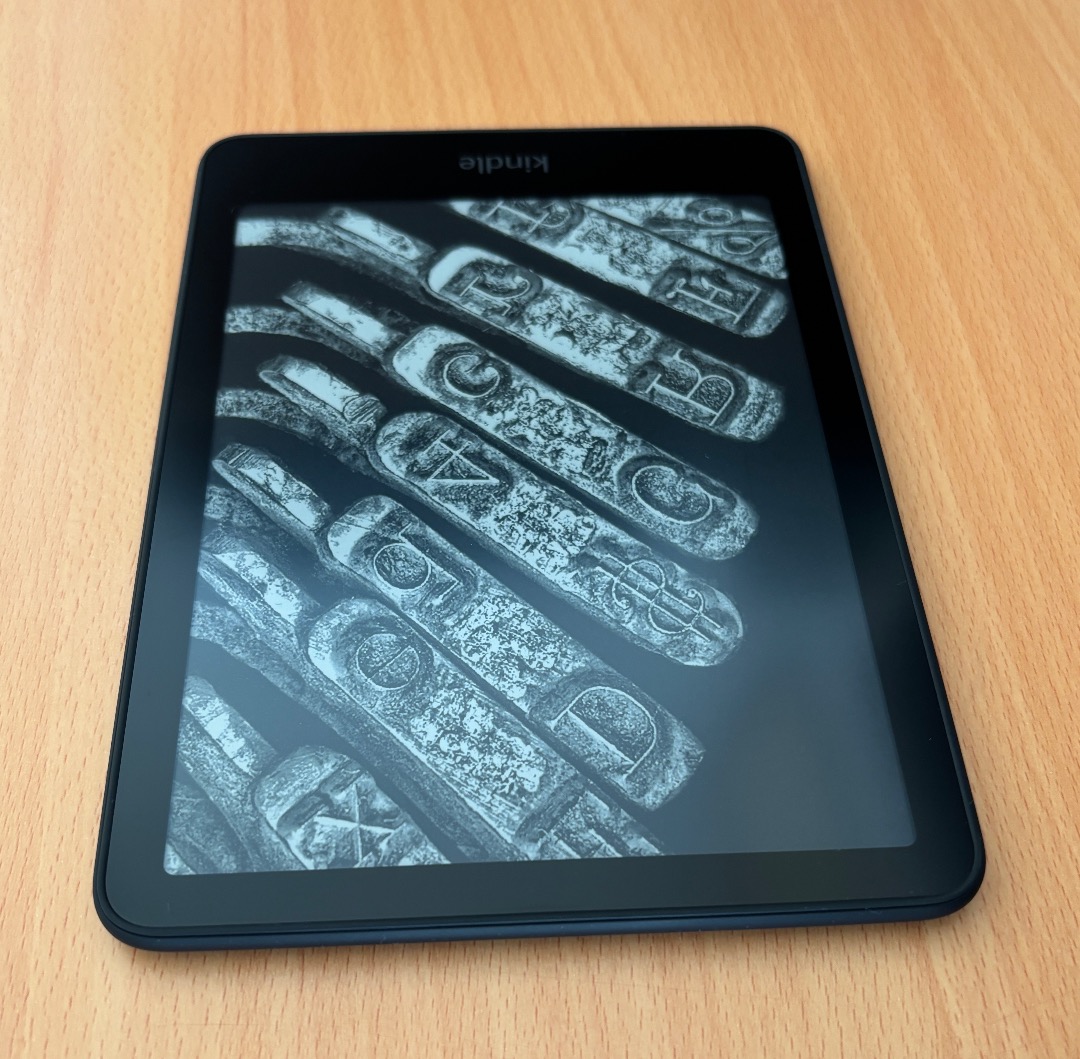 【ざぶとん】第12世代Kindle Paperwhite 本体