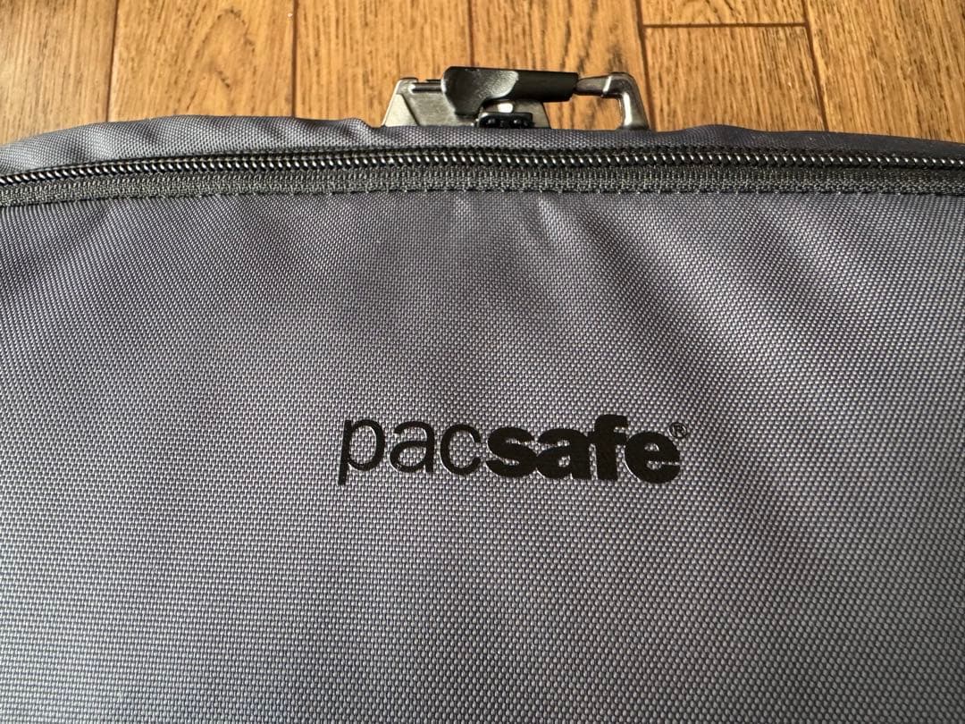 【お値下げしました】パックセーフ　Pac safe