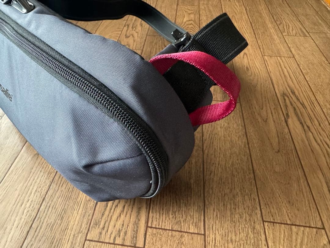 【お値下げしました】パックセーフ　Pac safe