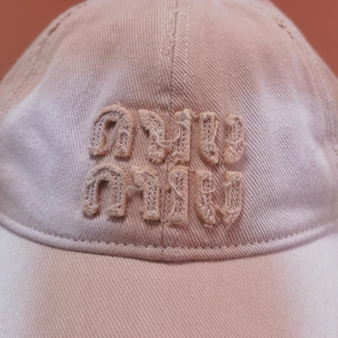 MiuMiu ロゴ入り デニム ベースボールキャップ