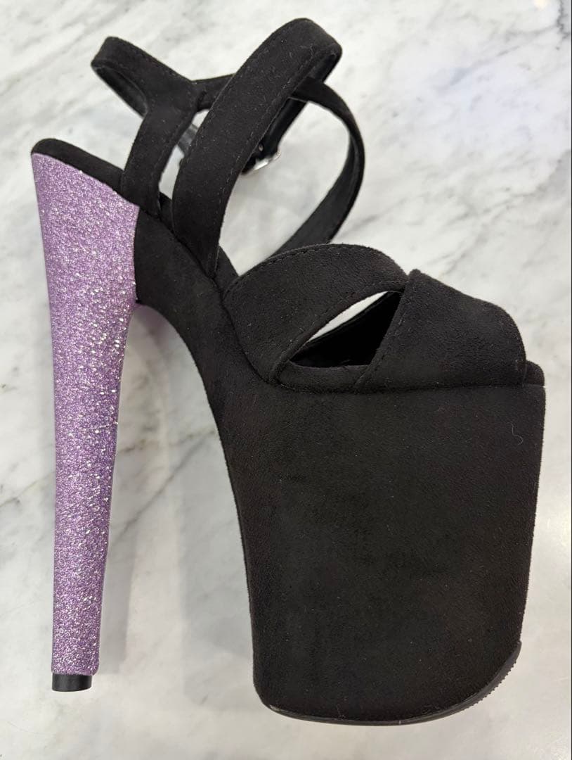 ブラックスウェード＆ラベンダーグリッターヒール