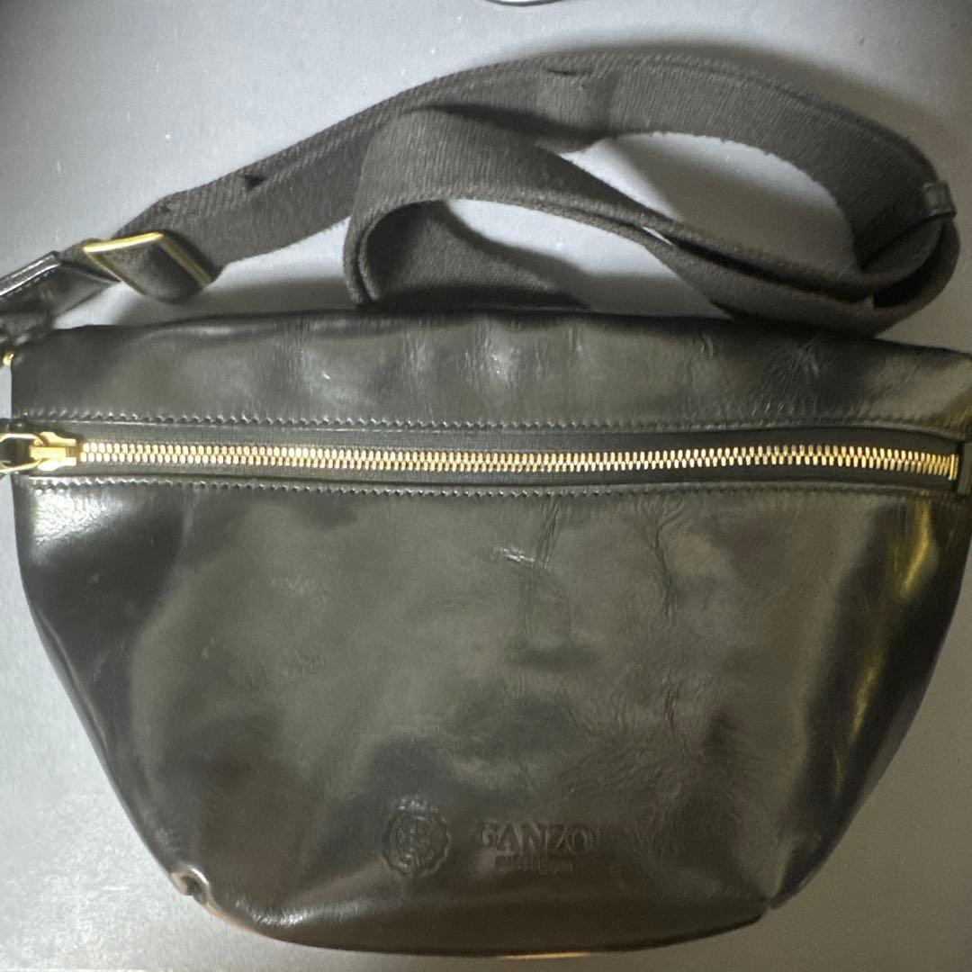 や*ん様 ⭐️美品⭐️　入手困難✨GANZO GUD ST ボディバッグ