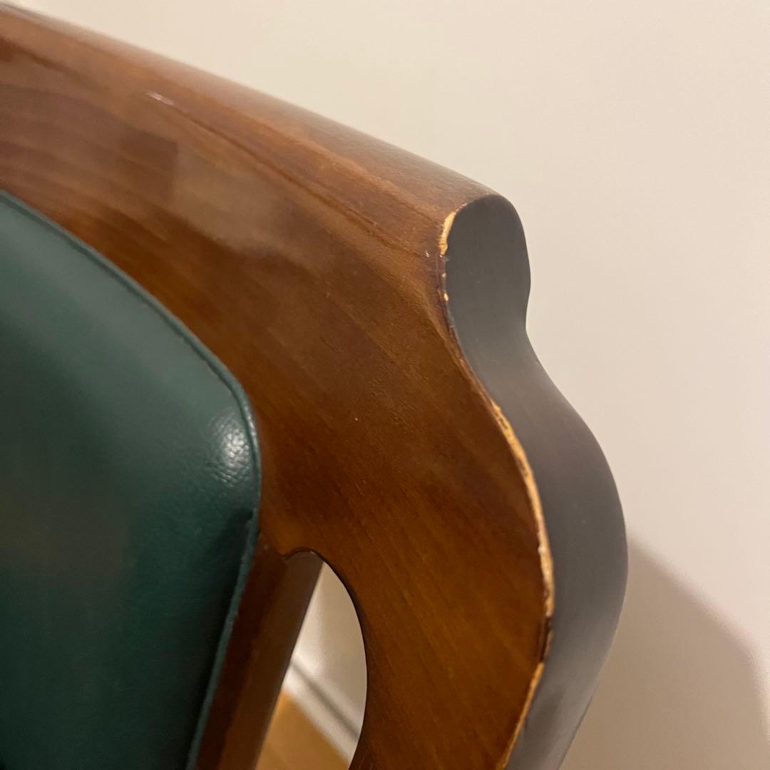訳アリ カリモク アームチェア 緑レザー 木製椅子 キツツキ　廃盤品　送料込み③