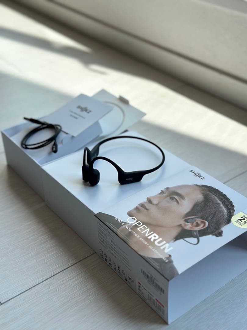 【2回使用の美品】SHOKZ OPENRUN 骨伝導イヤホン