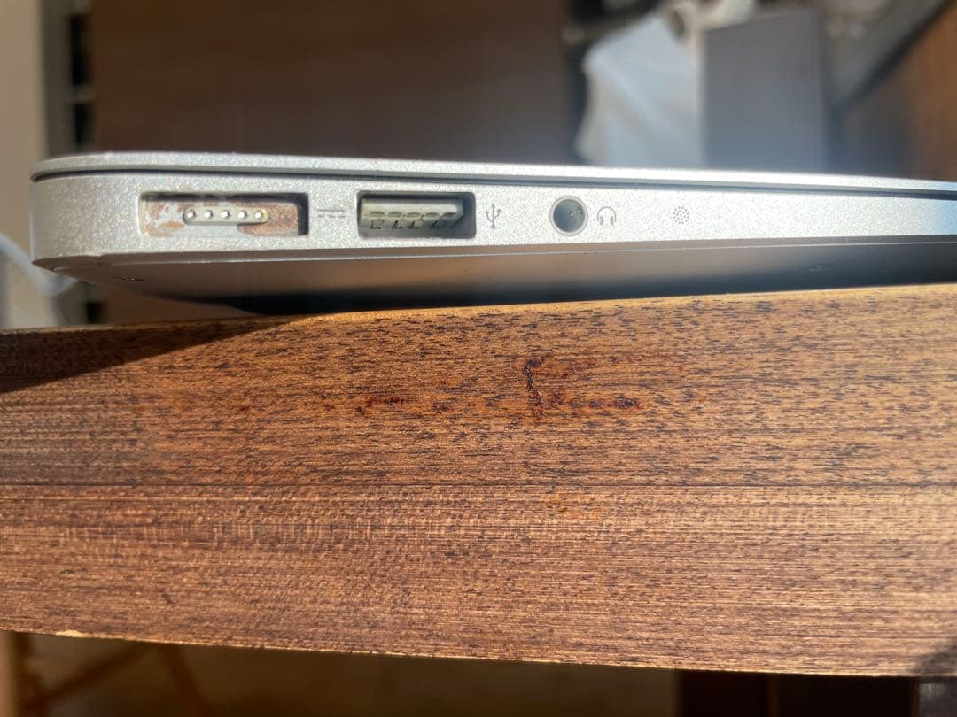 MacBook本体 MacBook Air 11inch Mid 2012 A1465