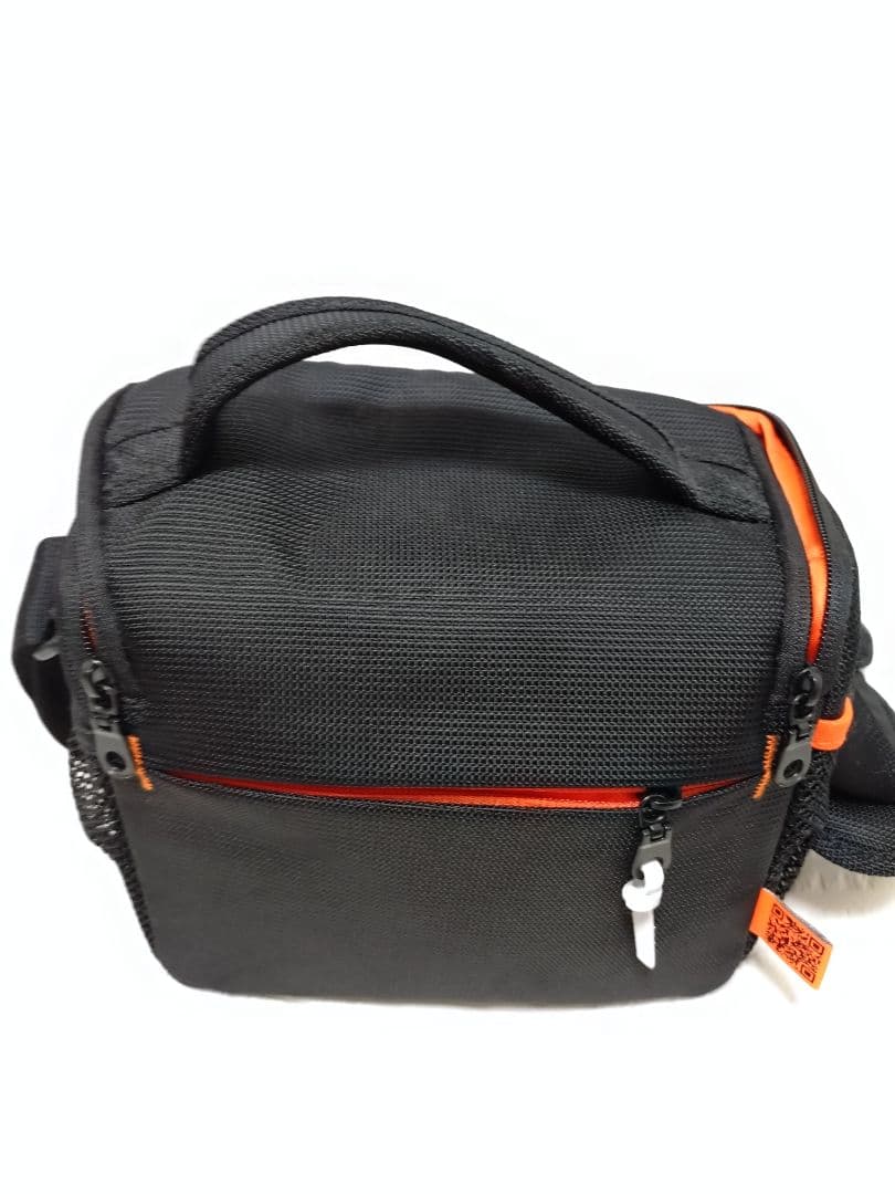 <しょう>【SONY α6400】ミラーレスカメラ レンズ2本付き