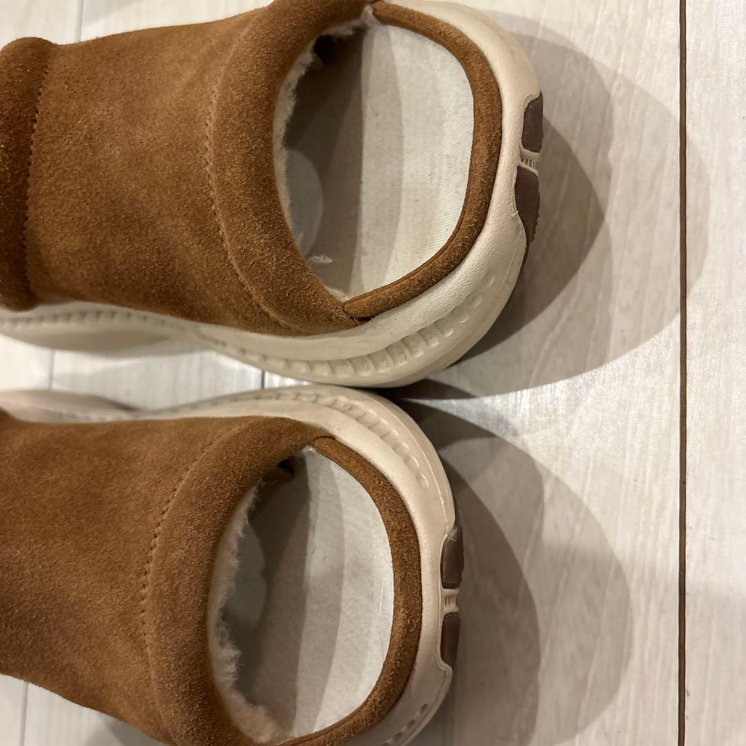 UGG CA805 V2 SLIDE CHE 25cm アグ　スリッポン