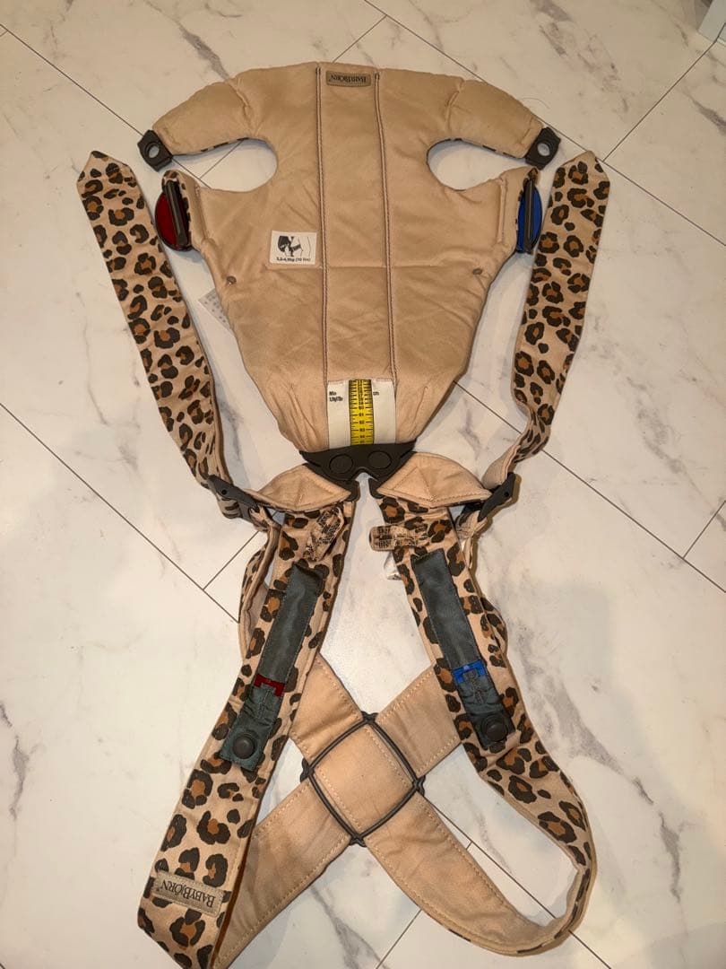 BabyBjörn ヒョウ柄 抱っこ紐