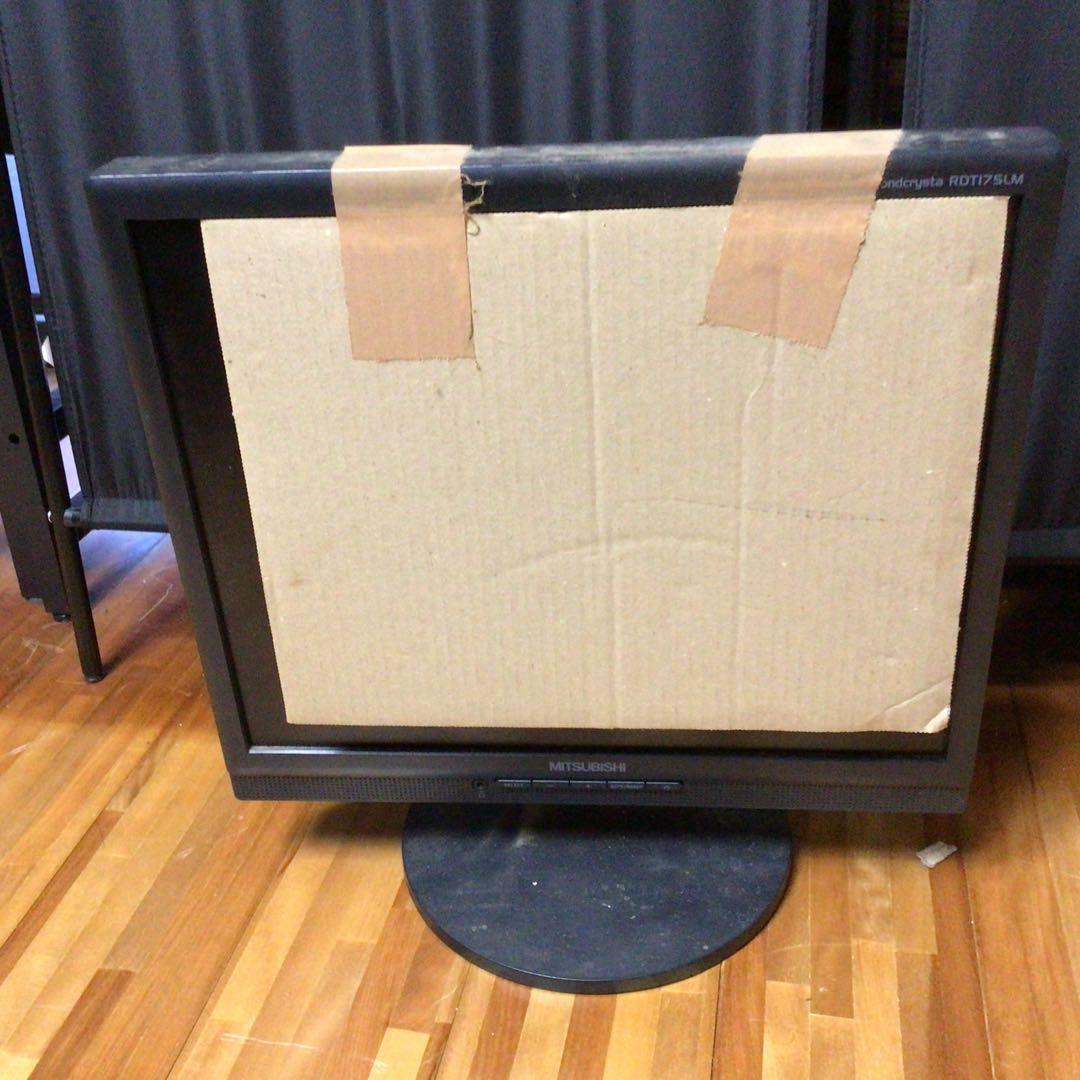 大型モニター　液晶割れジャンク　2台＋小型モニター　ゲーミング