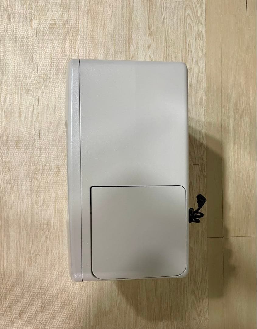 石油ファンヒーター ホワイト 2013年製