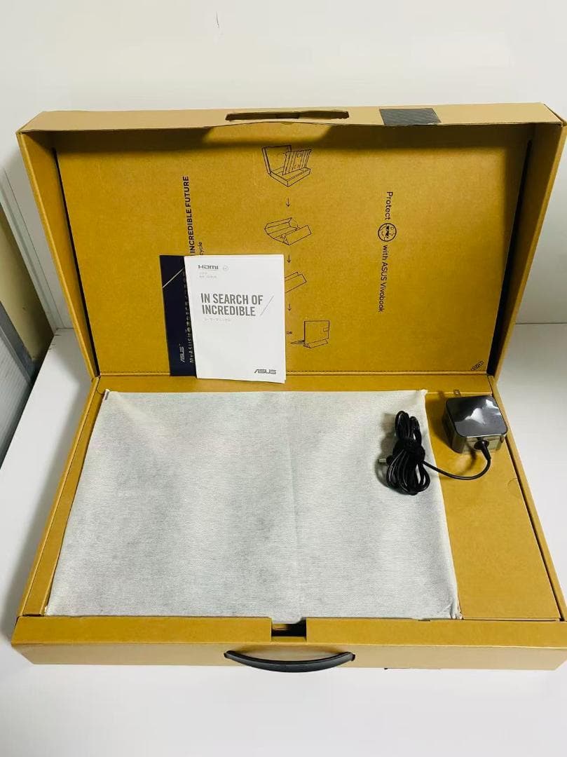 F ほぼ未使用 ASUS Ryzen5 7430U/16GB/SSD512GB