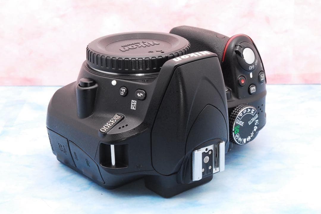 簡単操作✨Nikon D3300✨美品＆S数少✨一眼レフカメラ✨バッグ付